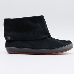 OluKai Auana Black Suede Leather Ankle Booties Size 6 US Fold Over Cuff Shoes